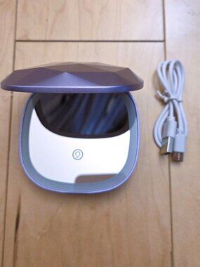 Mirror x10 Pocket LED Light Makeup Rechargeable Foldable Lilac Lavender NEW
